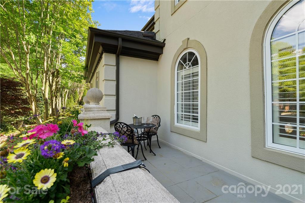 5310 Colony Road Charlotte, NC 28226 - Photo 2 of 47 Gallery Image 2