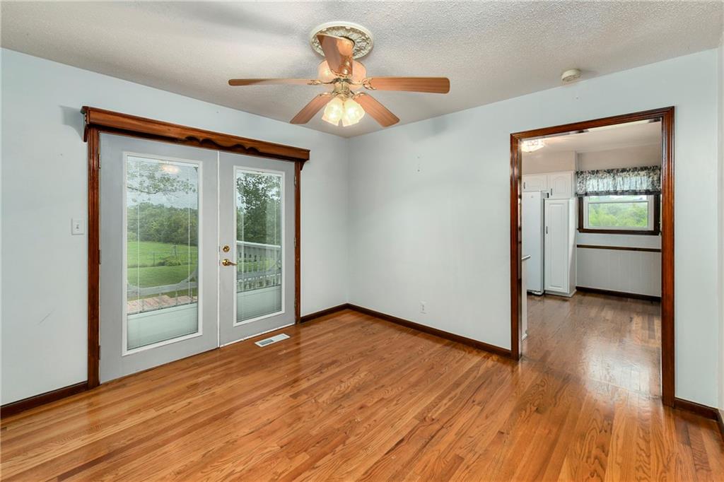 17470 Springdale Road Leavenworth, KS 66048 - Photo 13 of 31