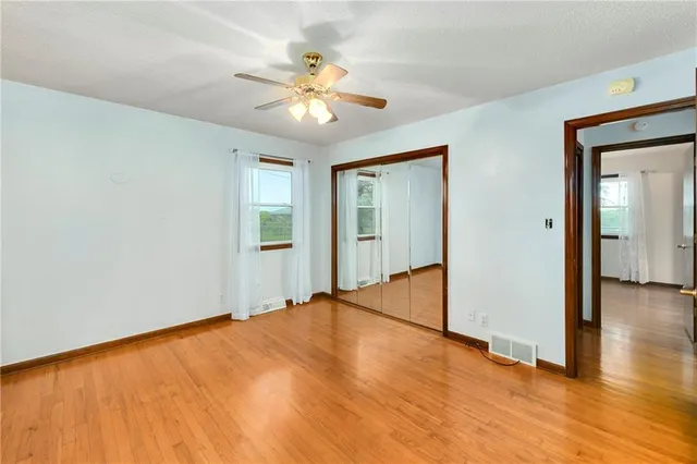 $344,900 | 17470 Springdale Road, Leavenworth, KS 66048