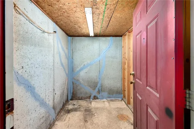 $344,900 | 17470 Springdale Road, Leavenworth, KS 66048