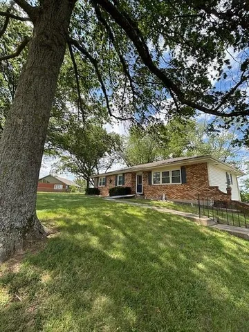 $344,900 | 17470 Springdale Road, Leavenworth, KS 66048
