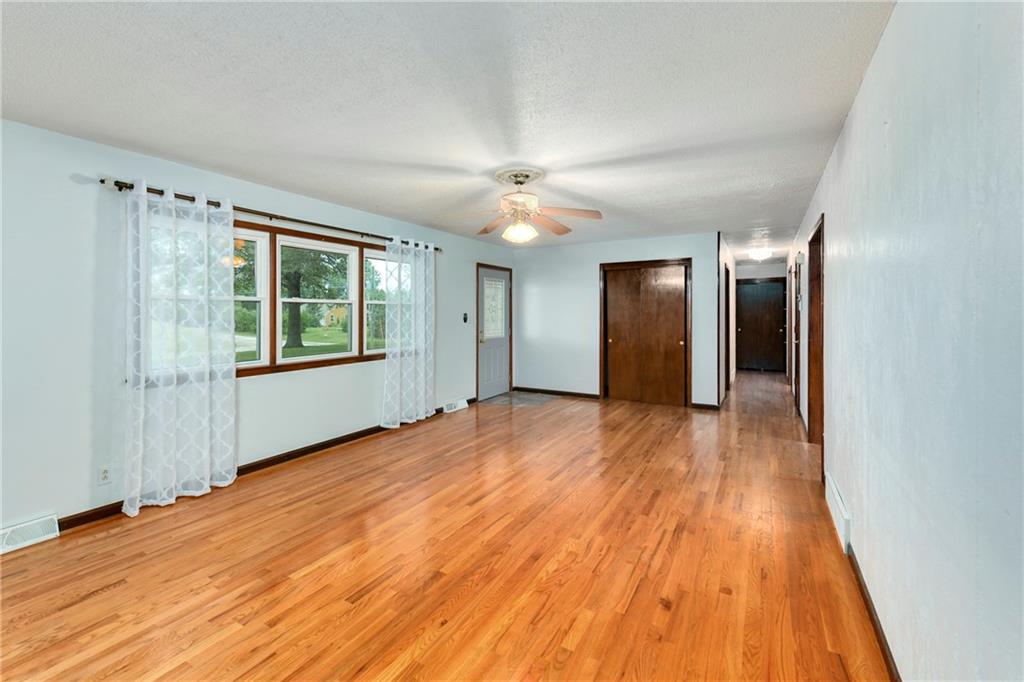 17470 Springdale Road Leavenworth, KS 66048 - Photo 7 of 31