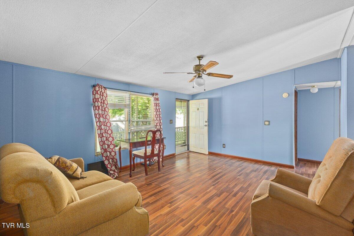 116 Edney Lane Erwin, TN 37650 - Photo 8 of 23 128A9681
