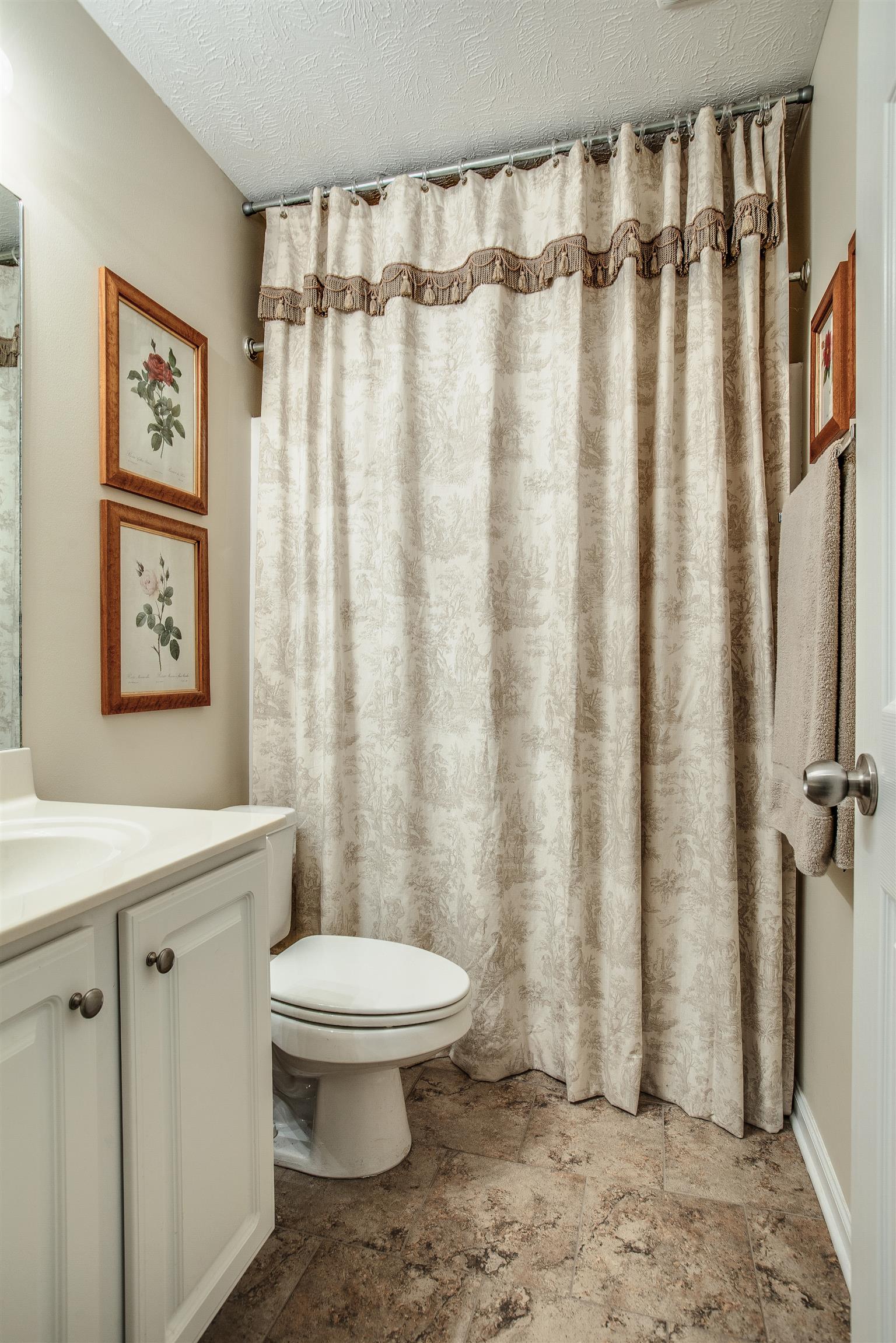 2008 Fiona Way Spring Hill, TN 37174 - Photo 15 of 20 Secondary full bath with tile flooring.