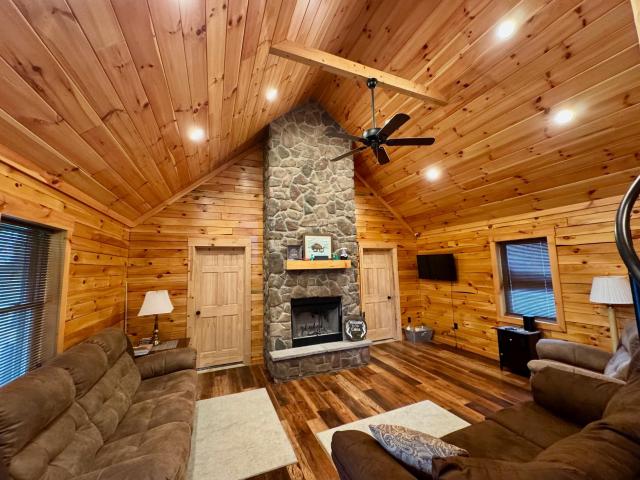 2921 Cobham Park Road Warren, PA 16365 - Photo 12 of 21 Gallery Image 12