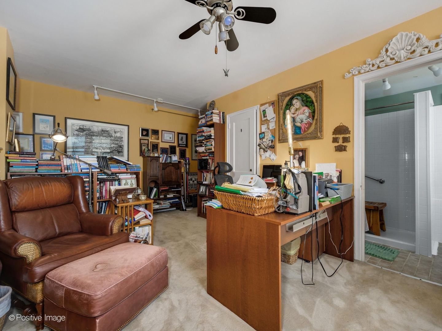 5555 North Sheridan Road, Unit 1612 Chicago, IL 60640 - Photo 14 of 18