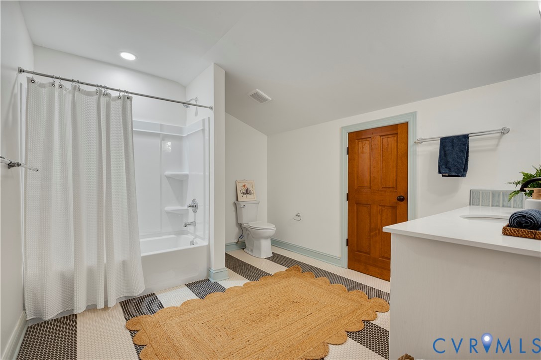 542 Ampthill Road Cartersville, VA 23027 - Photo 36 of 59 Gallery Image 36