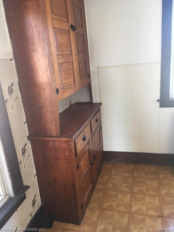 89 Pine Street River Rouge, MI 48218 - Photo 10 of 18 kitchen view 2 unit 2.jpg