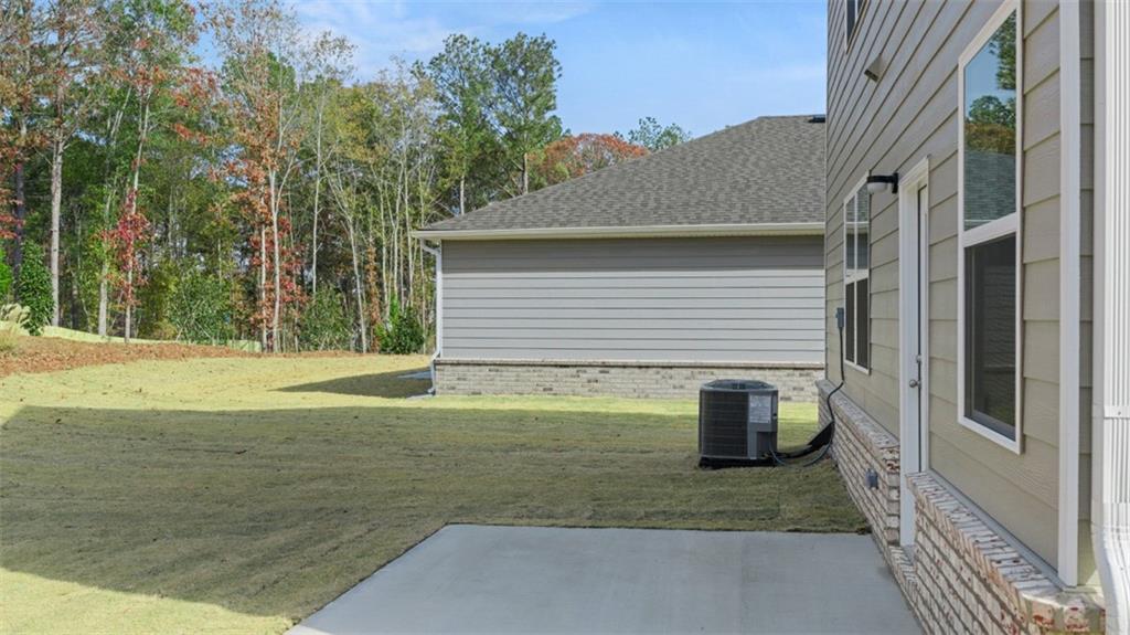 112 Holland Cove Winder, GA 30680 - Photo 24 of 26 a view of outdoor space and yard