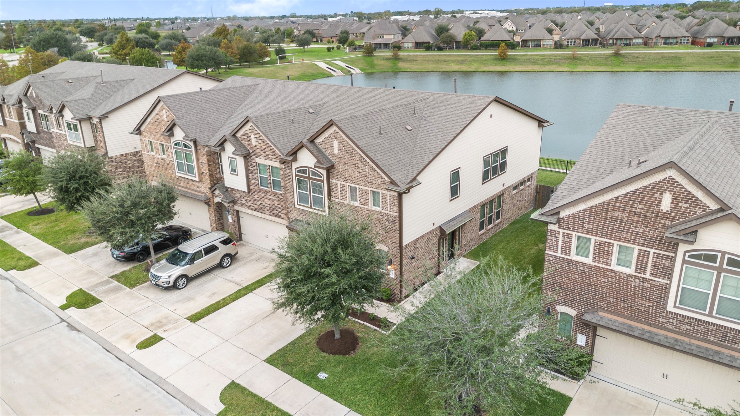 1234 Willow Plains Lane Rosenberg, TX 77471 - Photo 4 of 42