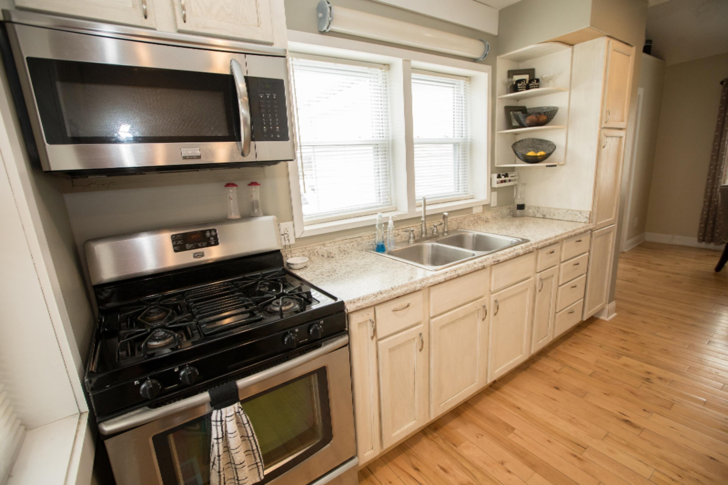 3203 Miller Road Kalamazoo, MI 49001 - Photo 4 of 29 MillerRd-29