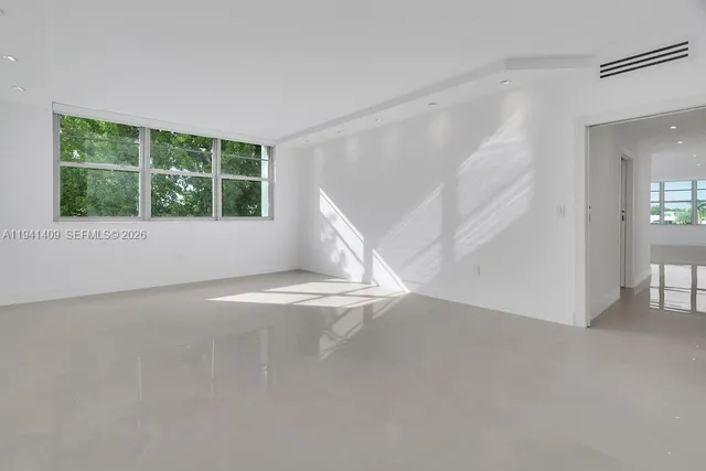 $1,275,000 | Millionaire's Row, Miami Beach, FL 33140