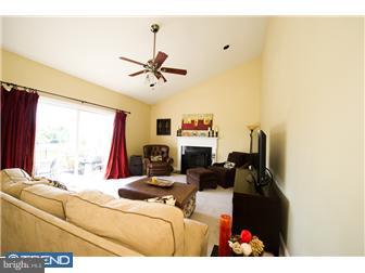 5603 Timberly Lane Pipersville, PA 18947 - Photo 4 of 23 Family Room