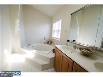 5603 Timberly Lane Pipersville, PA 18947 - Photo 10 of 23 Master Bathroom