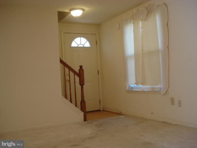 402 Heather Ridge Drive Frederick, MD 21702 - Photo 13 of 21 Living Room