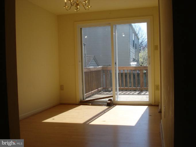402 Heather Ridge Drive Frederick, MD 21702 - Photo 17 of 21 Dining Room