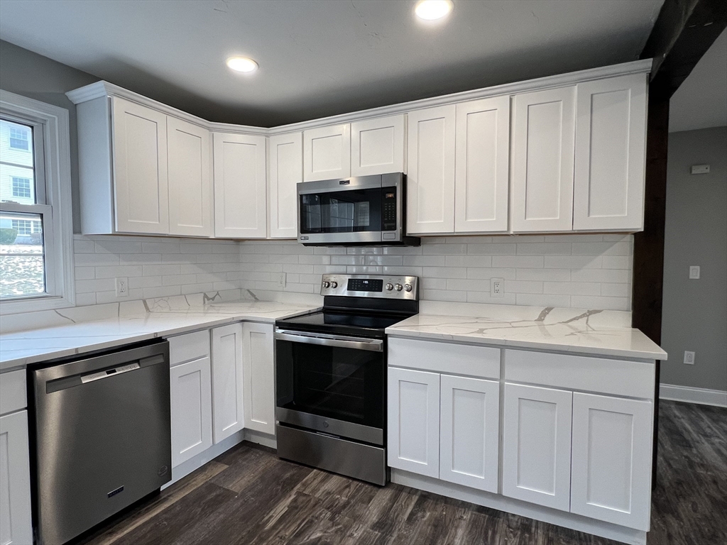 158 Boston Post Road East, Unit 7 Marlborough, MA 01752 - Photo 3 of 23 Gallery Image 3