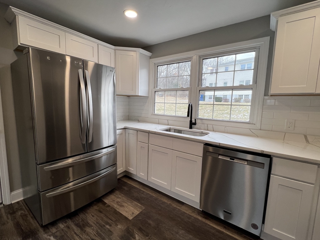 158 Boston Post Road East, Unit 7 Marlborough, MA 01752 - Photo 4 of 23 Gallery Image 4
