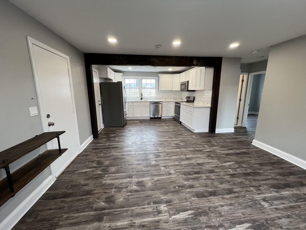 158 Boston Post Road East, Unit 7 Marlborough, MA 01752 - Photo 8 of 23 Gallery Image 8