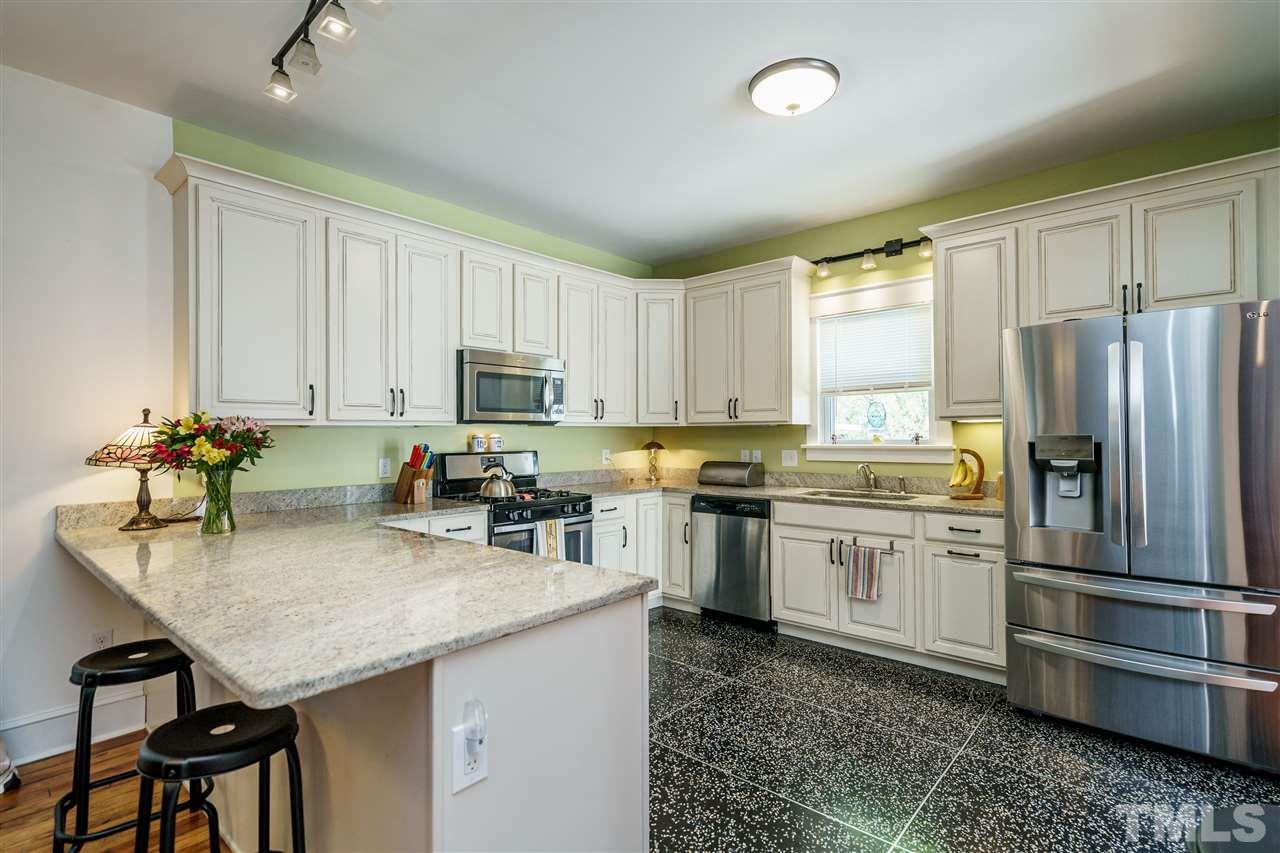 223 Pace Street Raleigh, NC 27604 - Photo 13 of 30