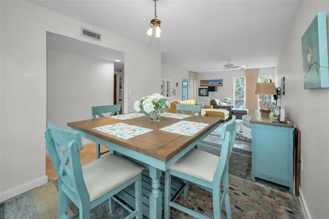 $225,000 | 631 Windrush Bay Drive, Unit 143, Tarpon Springs, FL 34689