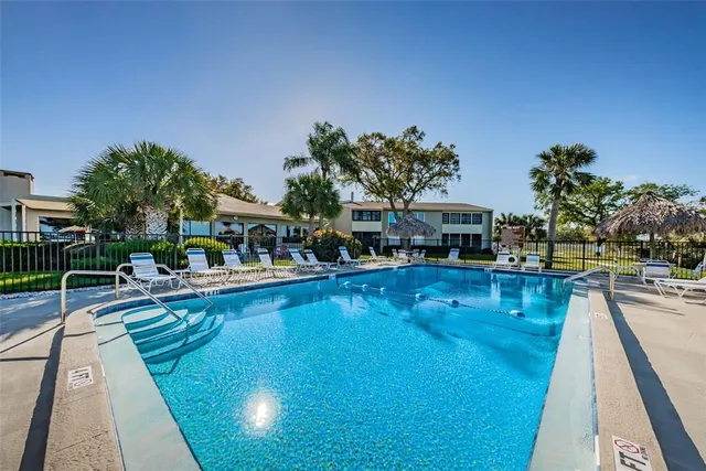 $225,000 | 631 Windrush Bay Drive, Unit 143, Tarpon Springs, FL 34689