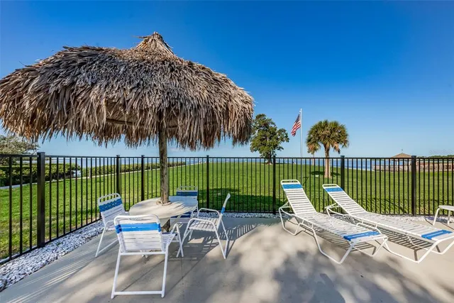 $225,000 | 631 Windrush Bay Drive, Unit 143, Tarpon Springs, FL 34689