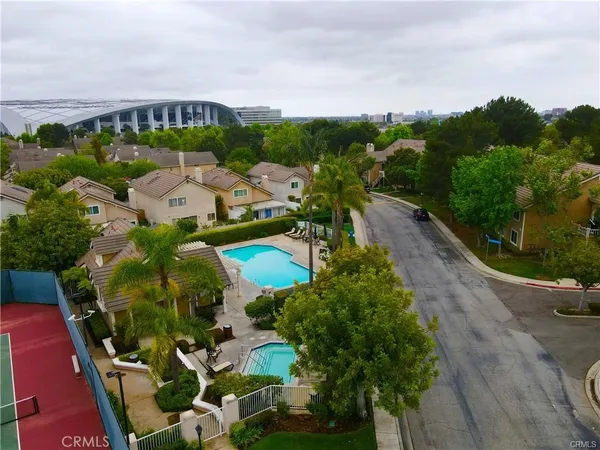 $409,999 | 3814 Dunford Lane, Unit M, Inglewood, CA 90305