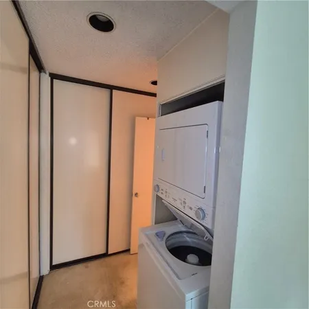 $409,999 | 3814 Dunford Lane, Unit M, Inglewood, CA 90305