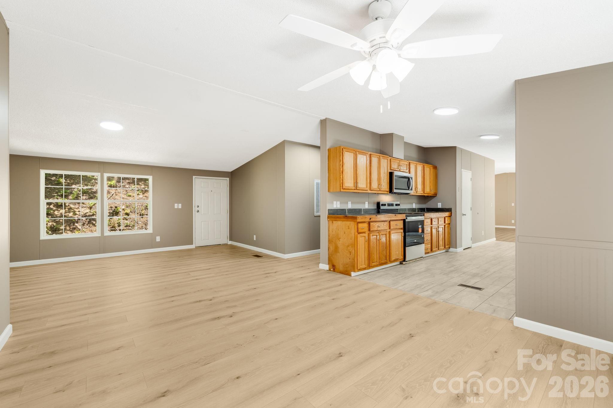 81 Spring Mountain Road Fairview, NC 28730 - Photo 17 of 37 Gallery Image 17