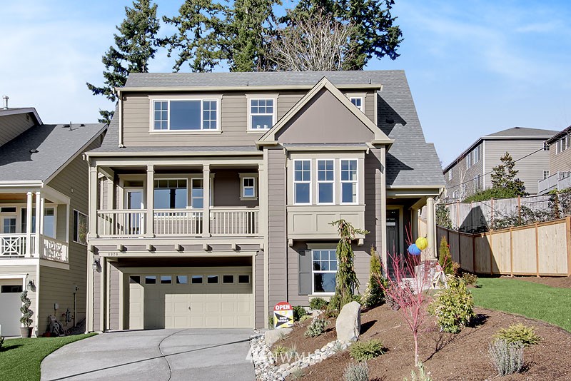 5625 Northeast 9th Street Renton, WA 98059 - Photo 1 of 17 Gallery Image 1