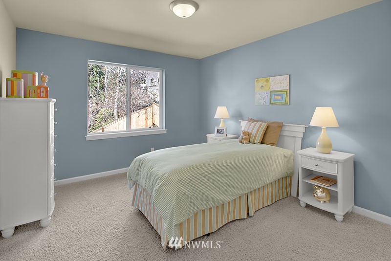 5625 Northeast 9th Street Renton, WA 98059 - Photo 17 of 17 Gallery Image 17