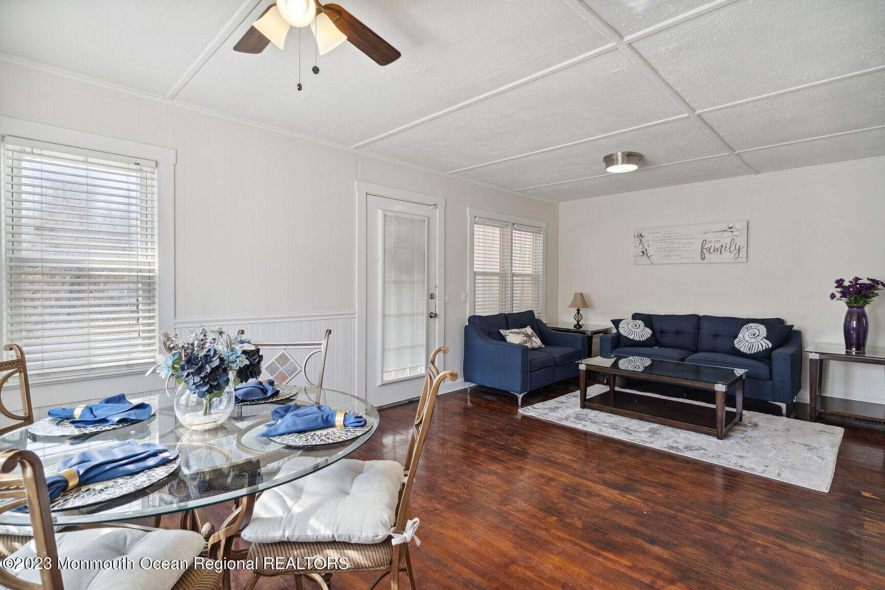 414 Drum Point Road Brick, NJ 08723 - Photo 5 of 16 a living room with furniture