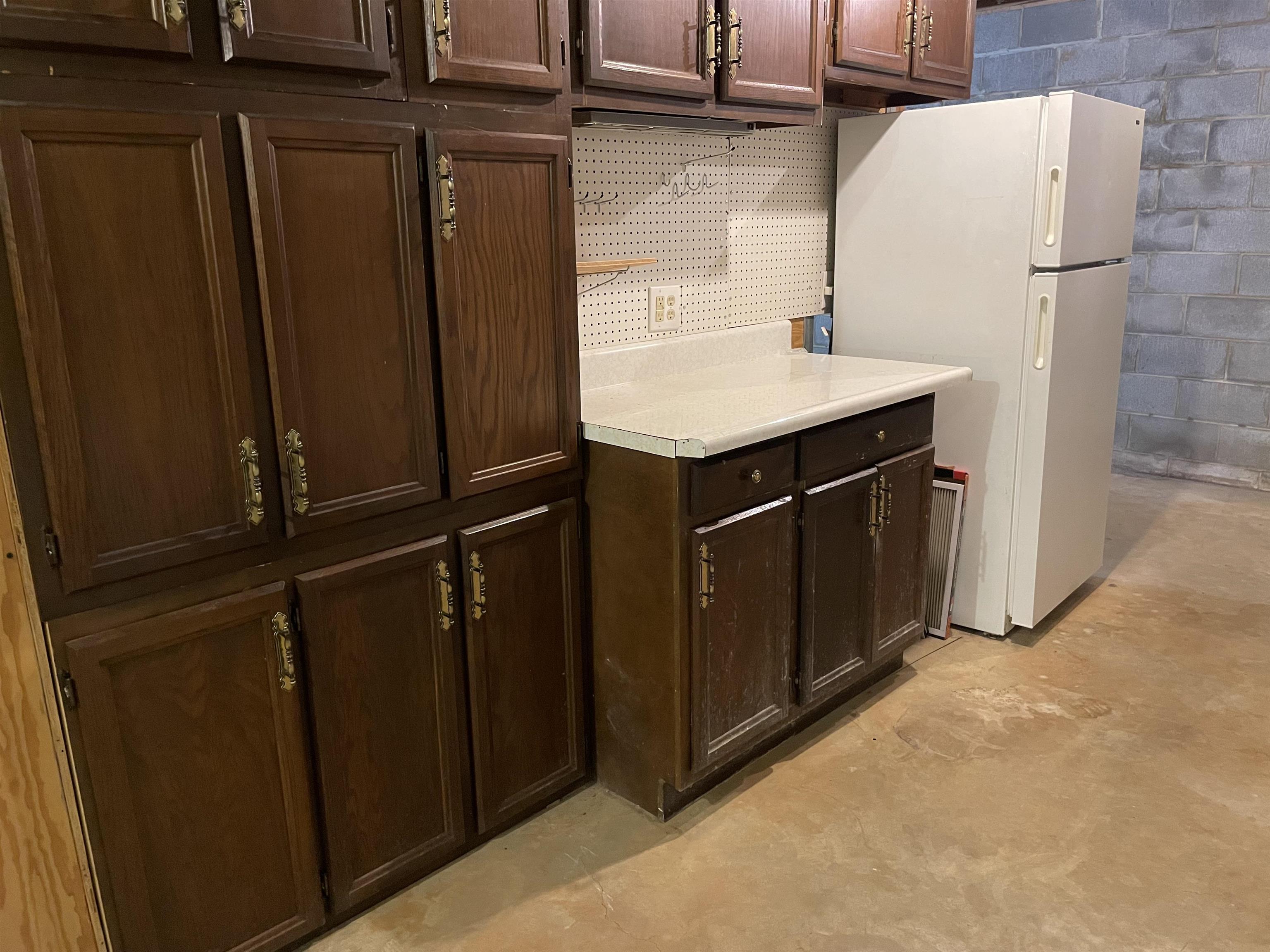 201 Robinhood Road Staunton, VA 24401 - Photo 30 of 34 Workshop/Craft Area Space