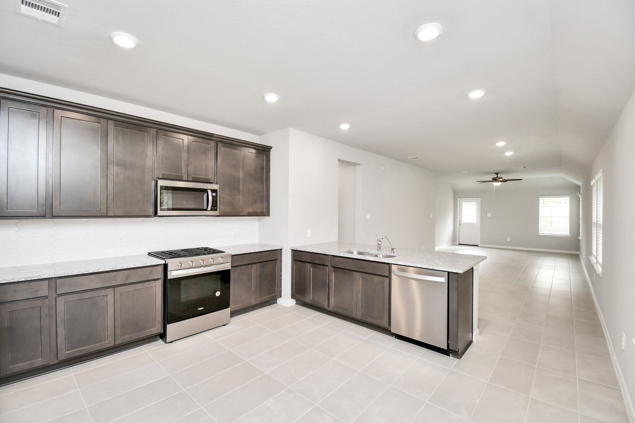 19567 Montgomery Rdg Way Montgomery, TX 77316 - Photo 13 of 41