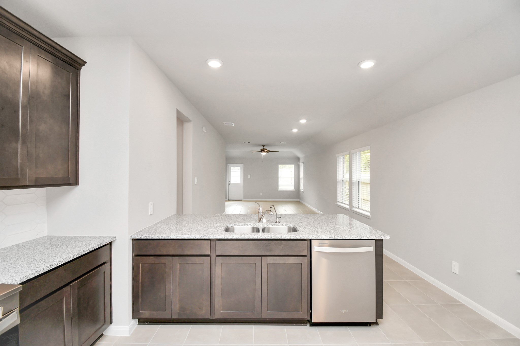 19567 Montgomery Rdg Way Montgomery, TX 77316 - Photo 15 of 41