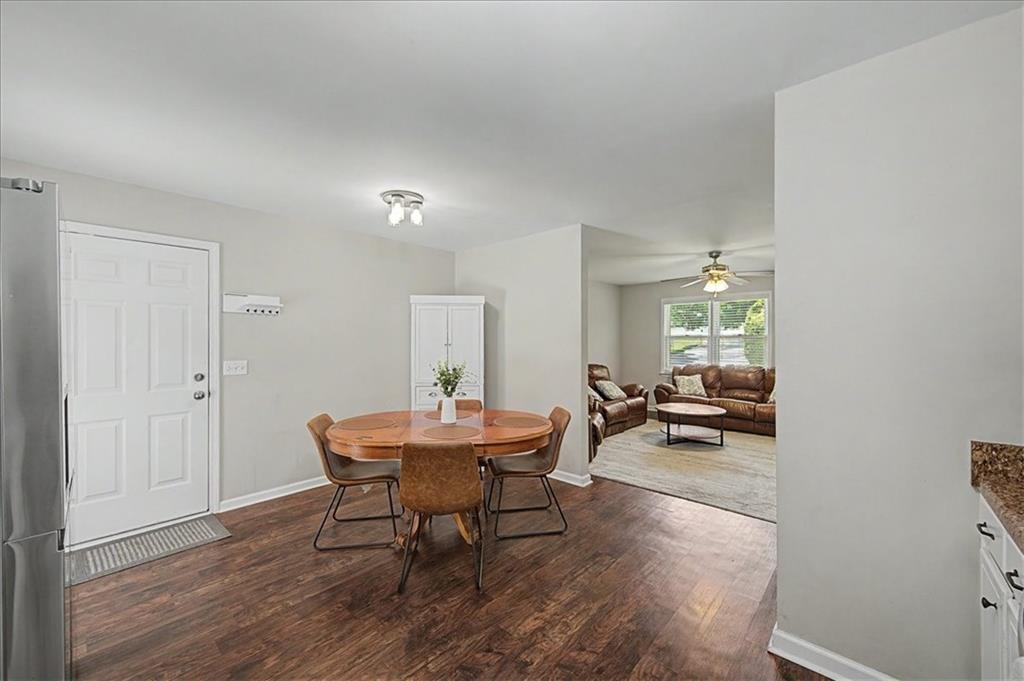 558 Peeples Valley Road Northeast Cartersville, GA 30121 - Photo 13 of 41