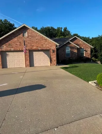 $475,000 | 241 Northwest 66th Road, Clinton, MO 64735