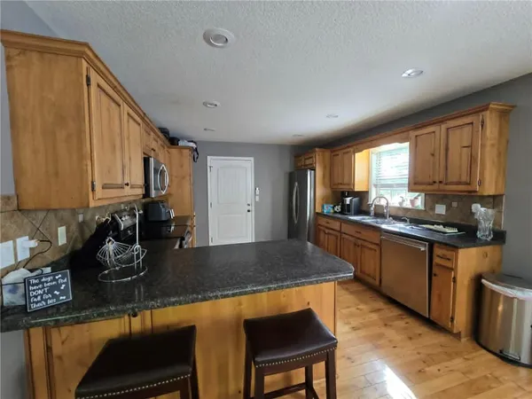 $475,000 | 241 Northwest 66th Road, Clinton, MO 64735