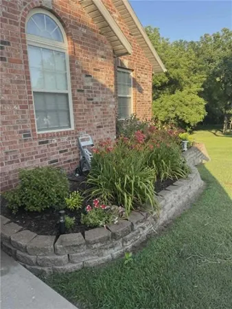 $475,000 | 241 Northwest 66th Road, Clinton, MO 64735