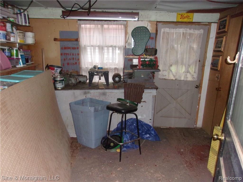 8629 Stone Road Algonac, MI 48001 - Photo 41 of 45 100_1412.JPG