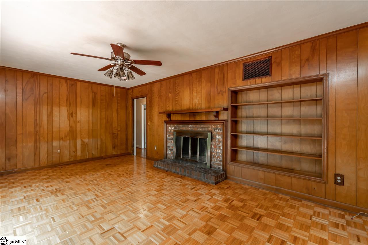 13 Botany Road Greenville, SC 29615 - Photo 11 of 22 Gallery Image 11