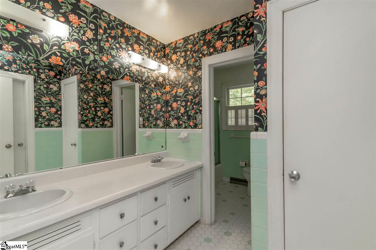 13 Botany Road Greenville, SC 29615 - Photo 19 of 22 Gallery Image 19