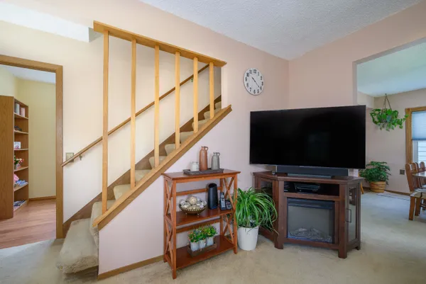 $324,900 | 1733 Heath Avenue, Madison, WI 53704