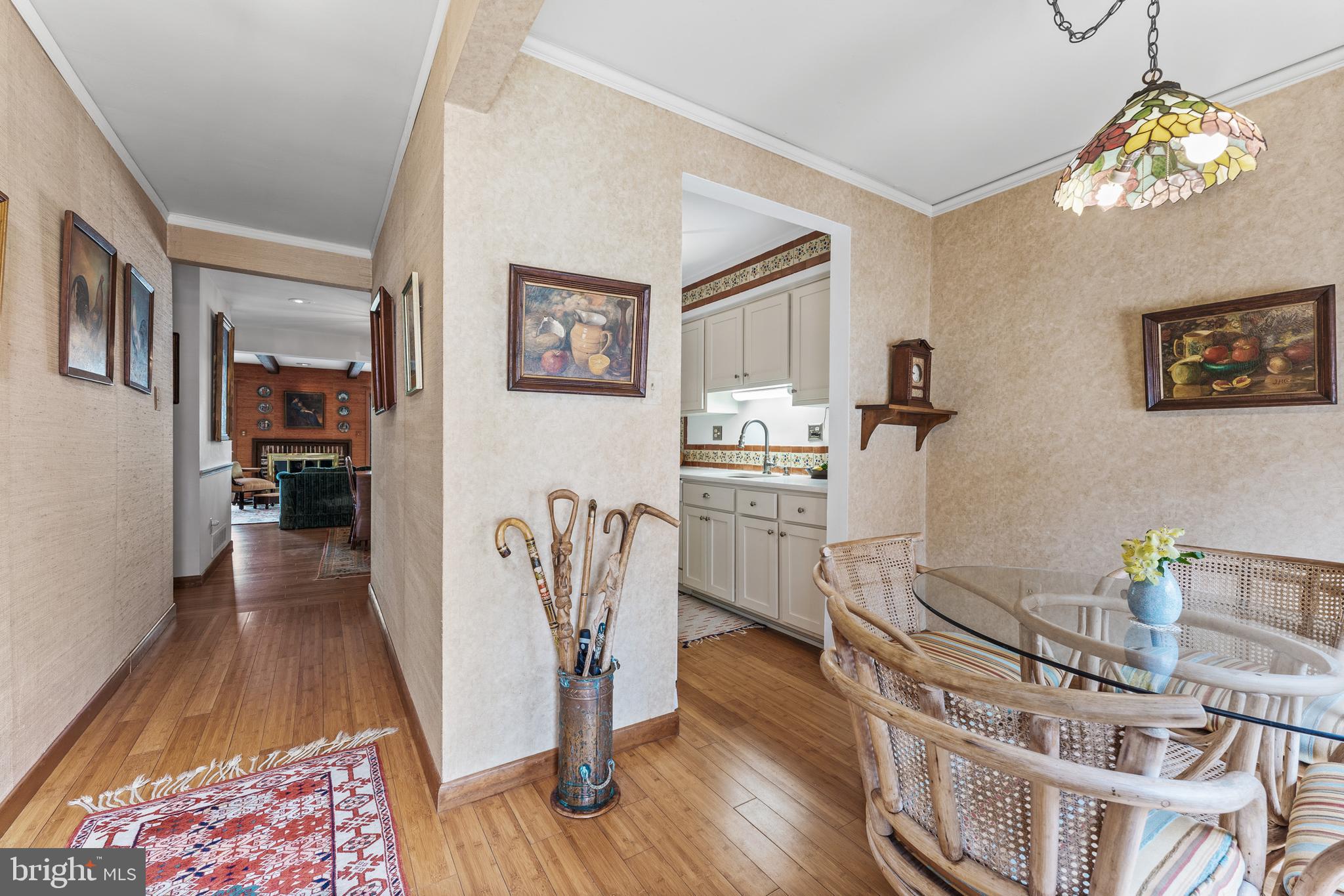 83 Farnwood Road Mount Laurel, NJ 08054 - Photo 5 of 25 Foyer and Breakfast Nook