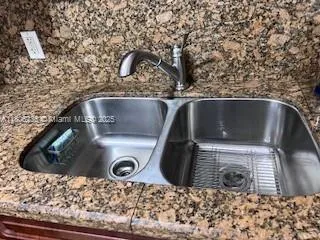 a close view of sink