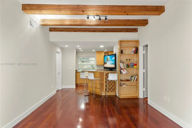 $3,350 | 1605 Euclid Avenue, Unit A1, Miami Beach, FL 33139