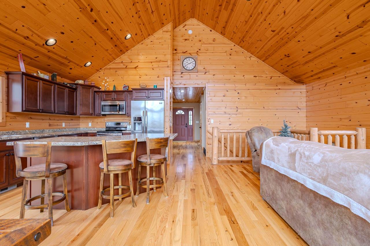 4387 Double Oaks Trail Rhinelander, WI 54501 - Photo 12 of 59 Gallery Image 12