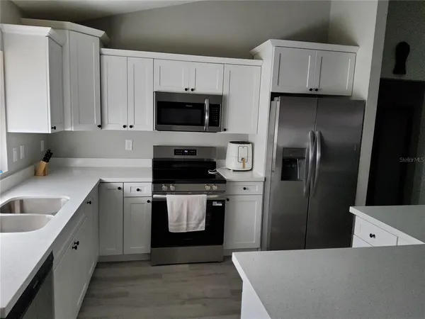 $260,000 | 12 Guava Terrace, Ocklawaha, FL 32179