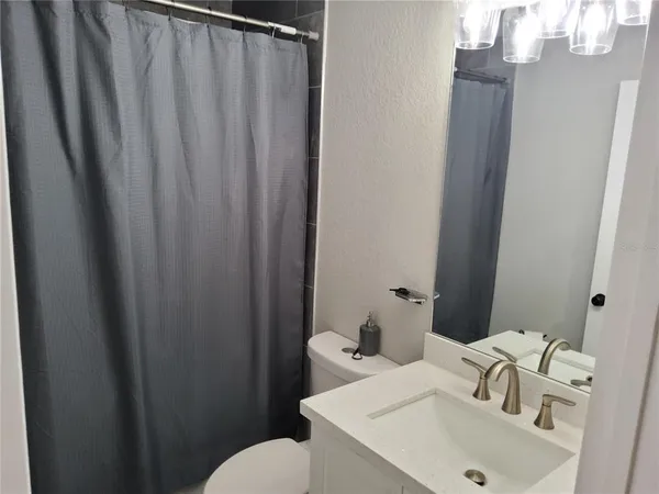 $260,000 | 12 Guava Terrace, Ocklawaha, FL 32179